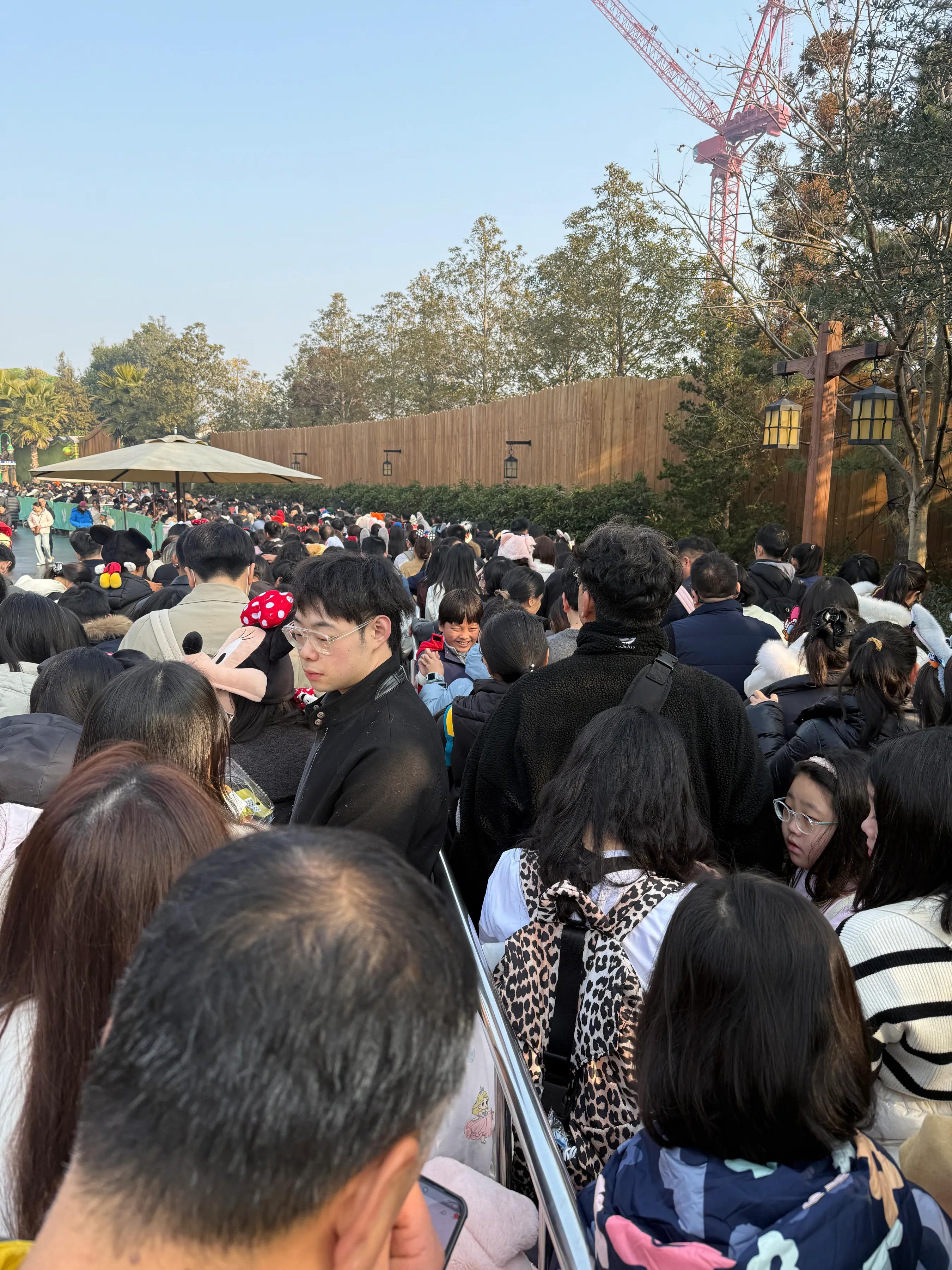 寒假迪士尼游玩指南_上海迪士尼攻略_迪士尼乐园上海攻略