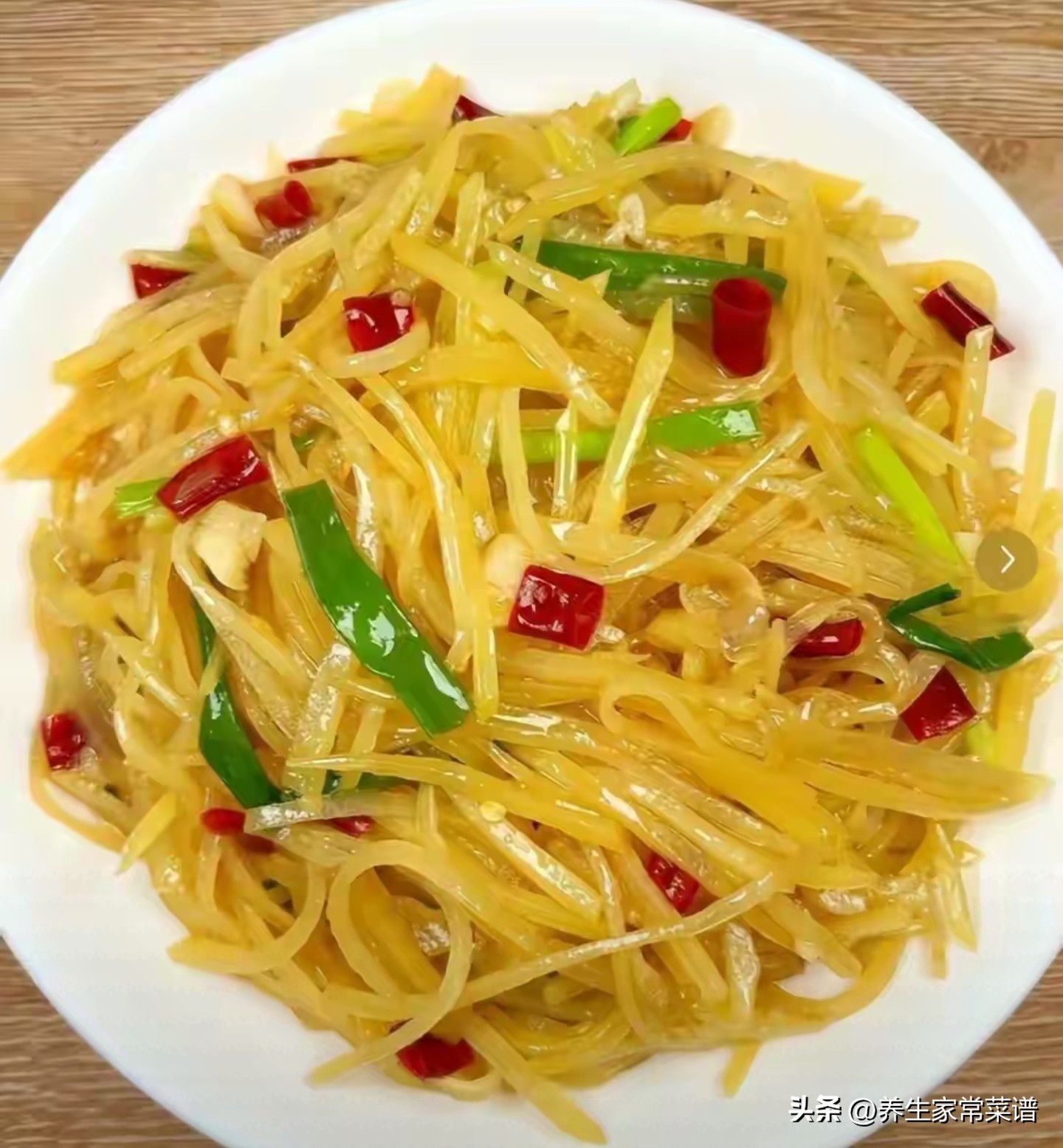 吃什么食物能降低胆固醇_中老年血脂高家常菜_血糖胆固醇控制食谱