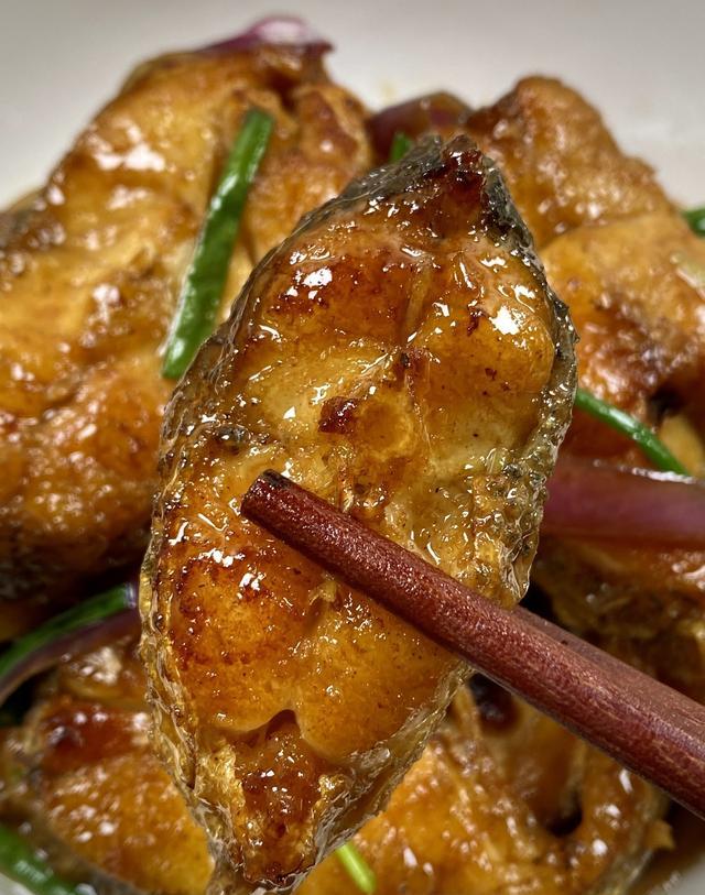 吃什么食物能降低胆固醇_高蛋白家常菜推荐_日常补蛋白家常菜
