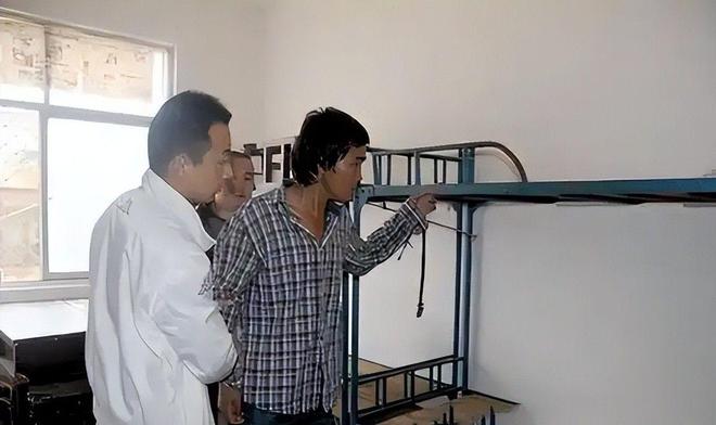 马加爵作案动机分析_马加爵案详细情况_马加爵之锤药家鑫之刃