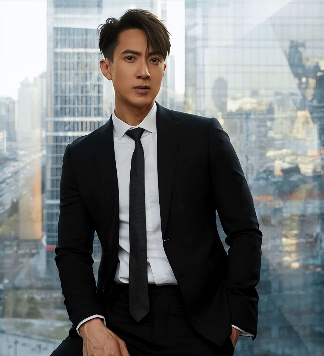 吴尊和罗志祥身高_吴尊上海生日会邀请粉丝_吴尊44岁生日会
