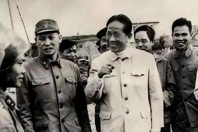 对越自卫反击战战术分析_越南反击战_中越战争越南大使评价