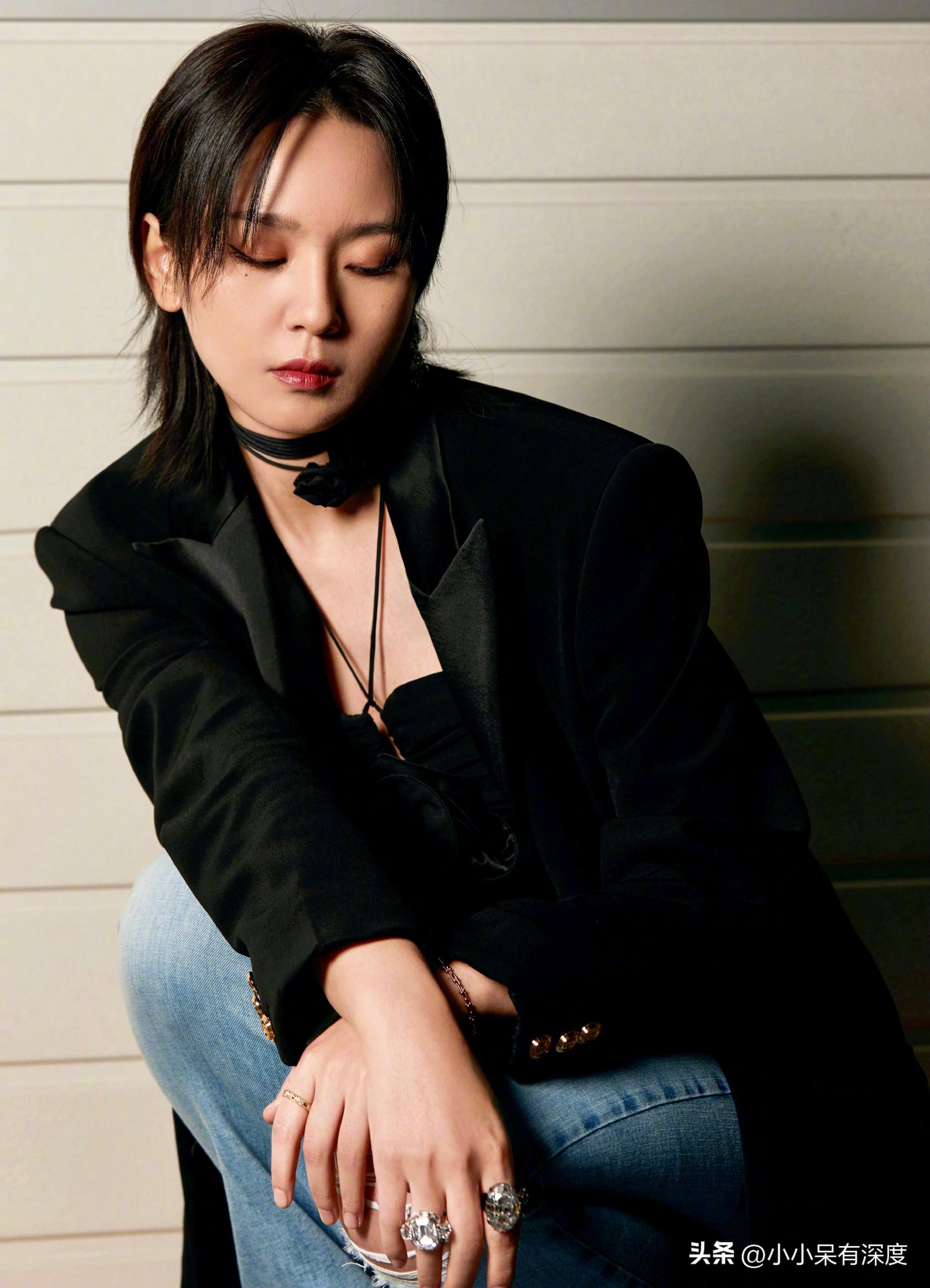 周笔畅超女照片_周笔畅37岁未婚独居状态_周笔畅出道近20年依然活跃