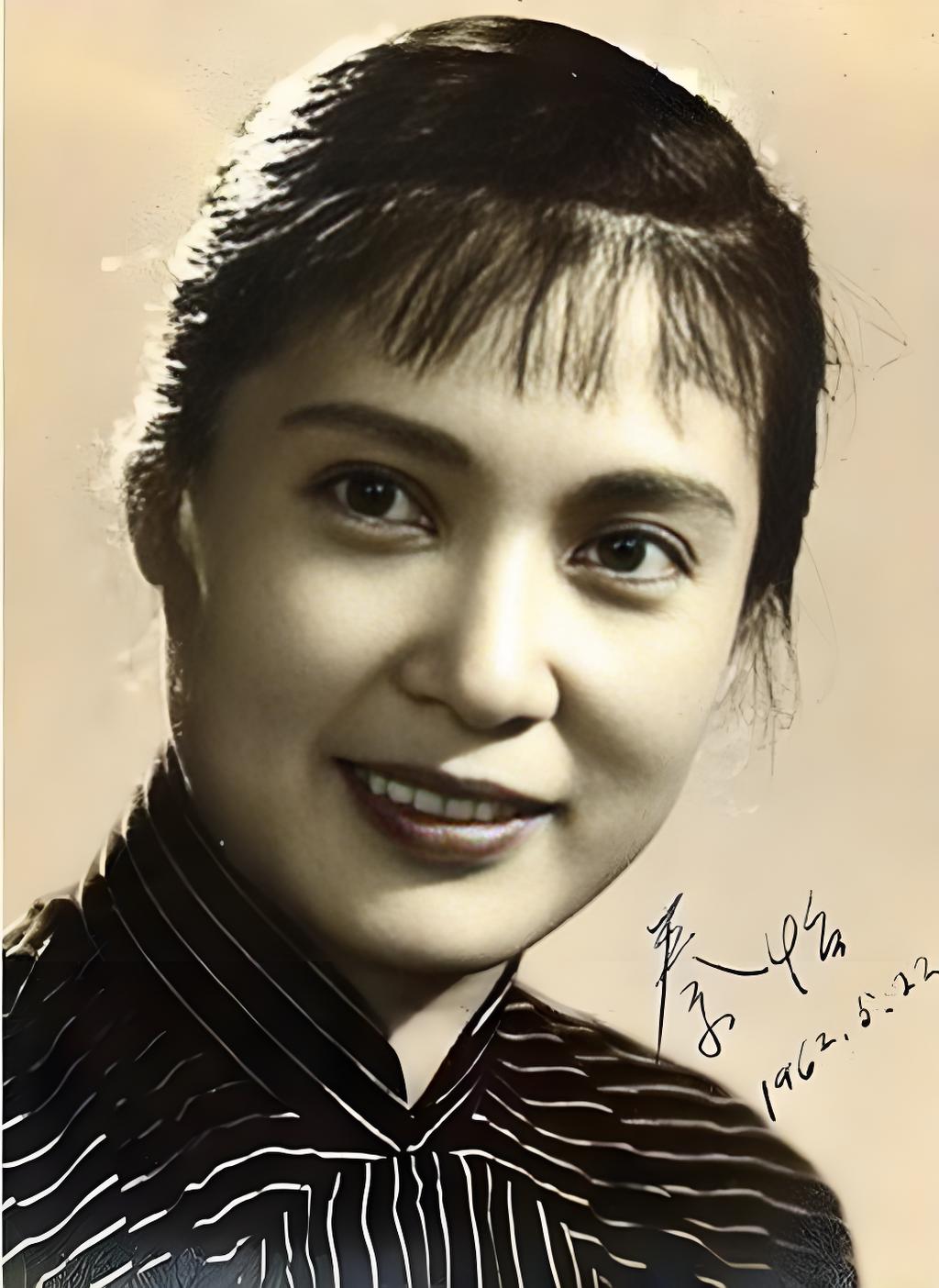 秦怡与陈天国婚姻经历_陈天国的妻子_秦怡被陈天国骗婚经历