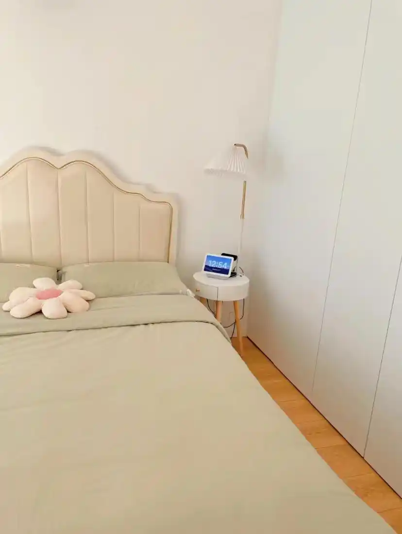摆件柜子效果图_客厅收纳柜布置_高级玄关柜设计