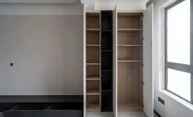 阳台洗衣柜设计_摆件柜子效果图_阳台家政柜布局