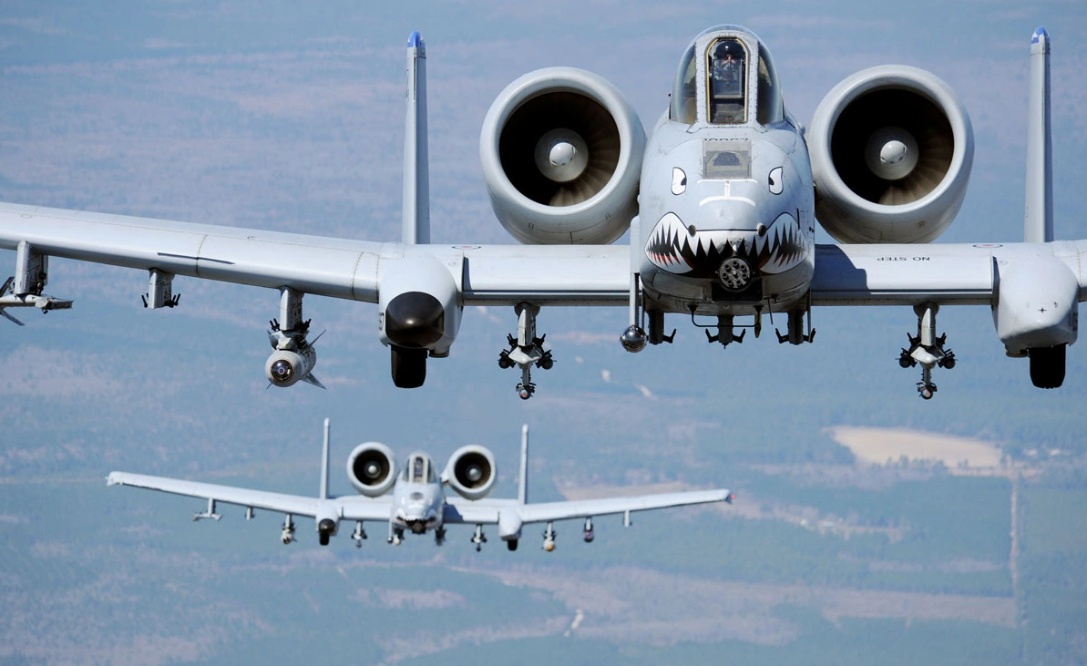 美国空军A-10攻击机停飞计划_a-10攻击机被打坏_A-10攻击机零件短缺问题