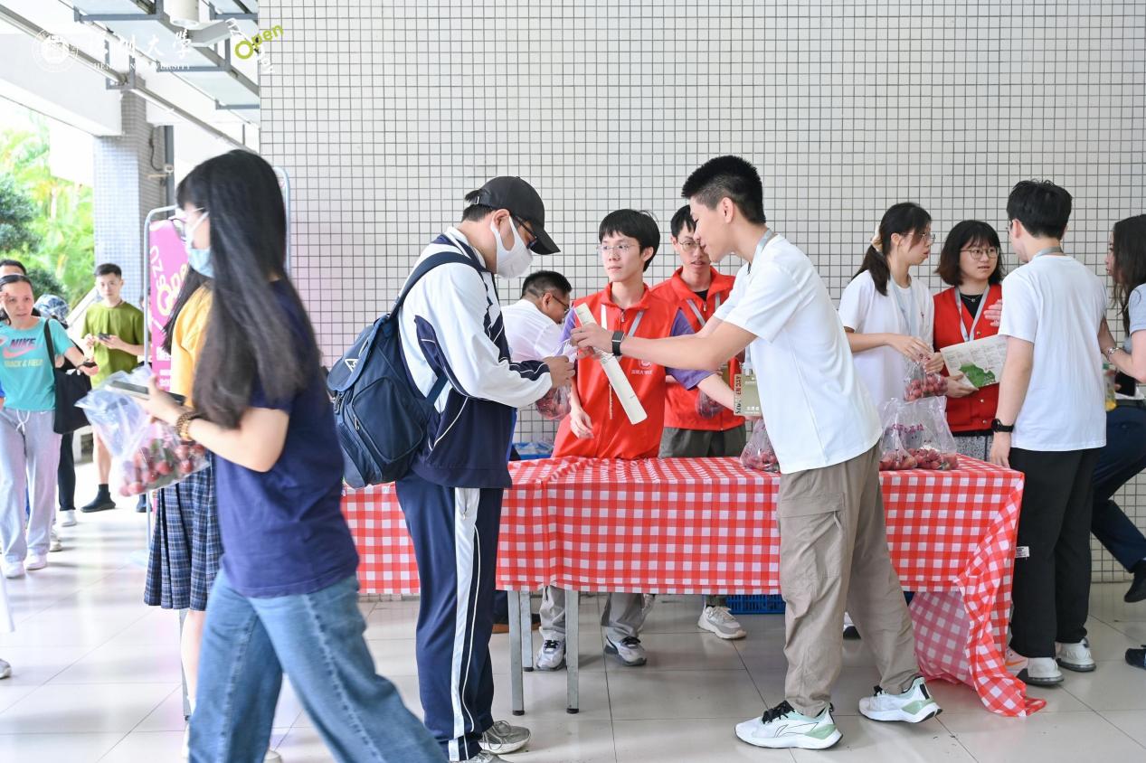 深圳大学2025校园开放日_,深圳大学分数线_深圳大学招生宣讲会