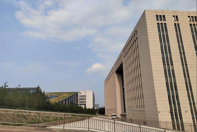 高考志愿选择_,深圳大学分数线_就业保障专业分析