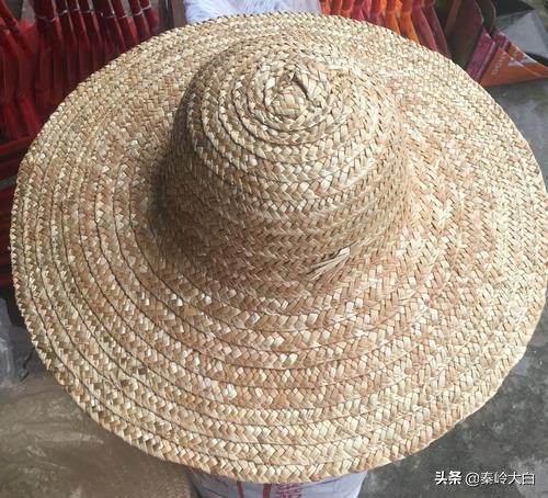 草帽编织过程_山阳县草帽历史_幼儿园麦秆手工制作