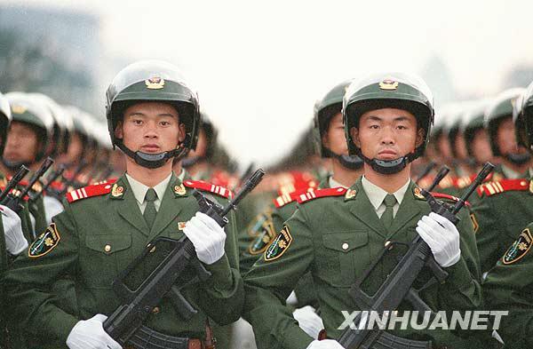 开国大典49式军服介绍_中国人民解放军军服发展历程_中国空军军服图片