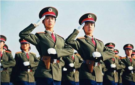 开国大典49式军服介绍_中国人民解放军军服发展历程_中国空军军服图片