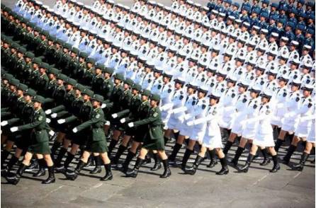 中国空军军服图片_开国大典49式军服介绍_中国人民解放军军服发展历程