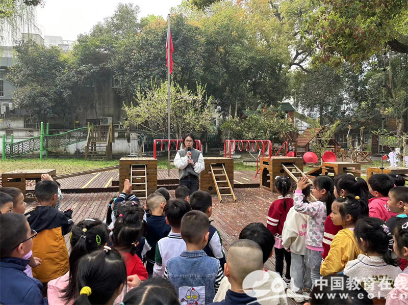 交通安全食品卫生消防安全防溺水教育_幼儿园防拐骗安全教育_幼儿园我的成长