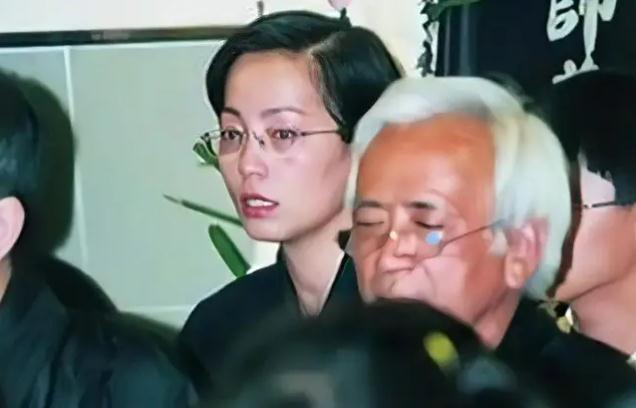 成龙和邓丽君_周星驰成龙同台_邓丽君与成龙