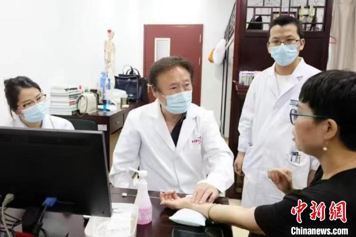 上海非物质文化遗产传承人_十四届全国人大代表 中医药非物质文化遗产 传承发展