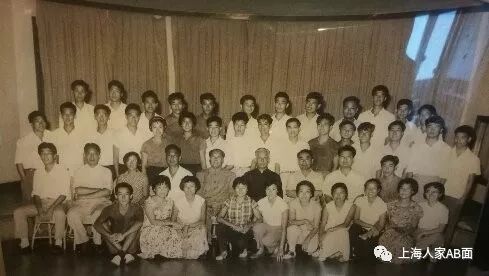 国乒男团26年首败_中国乒乓球史_容国团