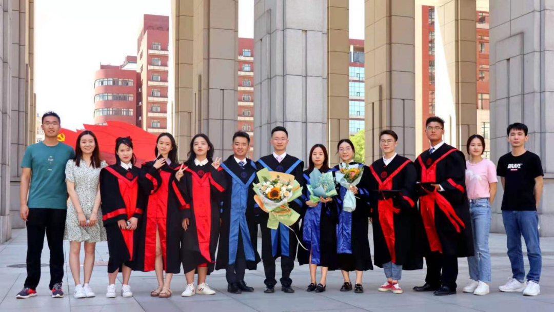 人大经院拆分_人大经济学院优秀毕业生_周堃学生工作经历