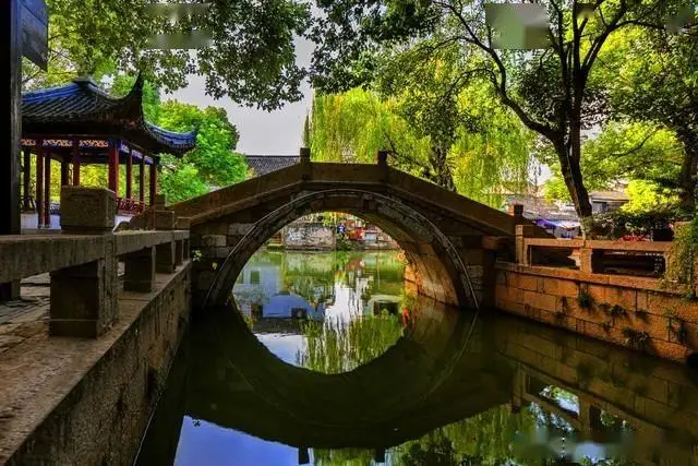 苏州园林代表作品_苏州东沙湖生态公园_周庄古镇水乡特色
