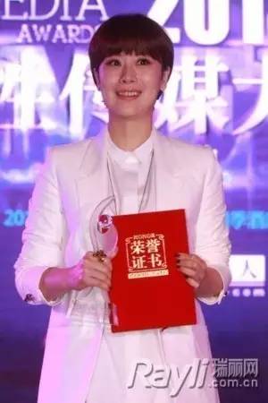 鲁豫短发造型_鲁豫的发型_短发发型变化