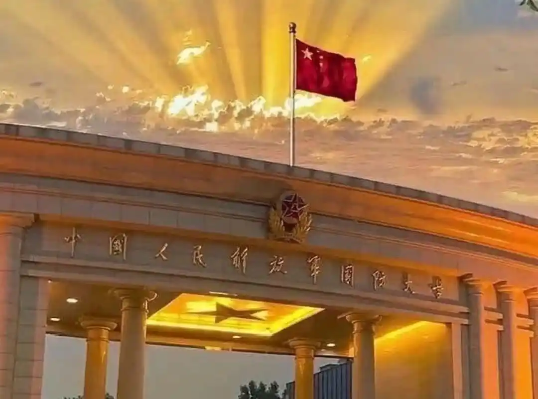 国庆节短信祝福语_双节同庆祝福佳句_中秋国庆祝福语