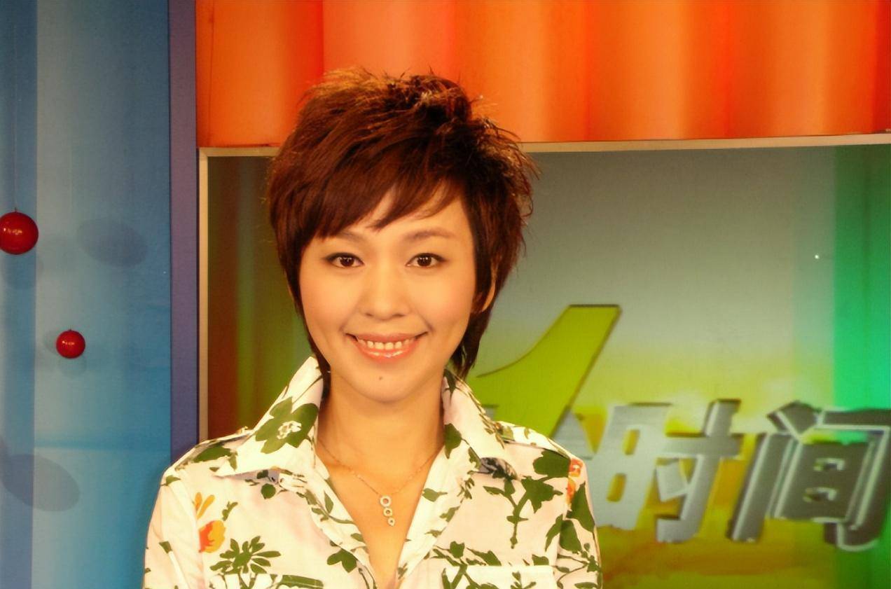 操央视主持人欧阳夏丹_欧阳夏丹 新闻联播 消失原因