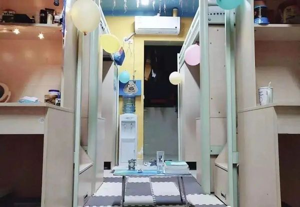 寝室文化建设ppt_四川文化传媒职业学院寝室文化节_温馨寝室创意家园