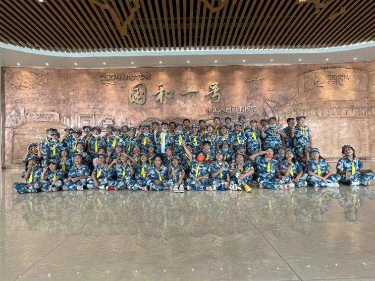 长垣暑假夏令营_威海海图腾军事夏令营_威海海图腾研学旅行