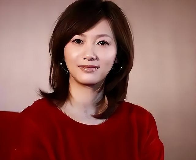 徐静蕾 开啦街拍_黄立行白发状态_徐静蕾超市照片