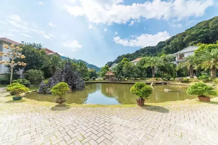 龙门铁泉温泉含双早三正餐_铁泉黄金汤原生态旅游度假区_龙门铁泉温泉3天2晚度假村