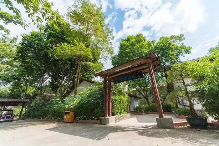 龙门铁泉温泉3天2晚度假村_铁泉黄金汤原生态旅游度假区_龙门铁泉温泉含双早三正餐