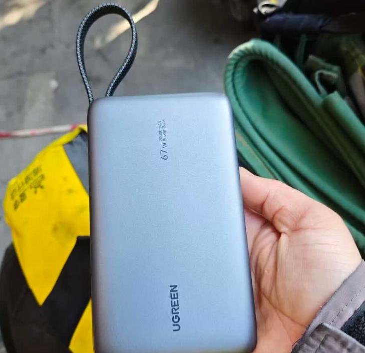 半固态电芯充电宝选购攻略_耐用质量好充电宝品牌推荐_太阳能移动电源质量排行榜