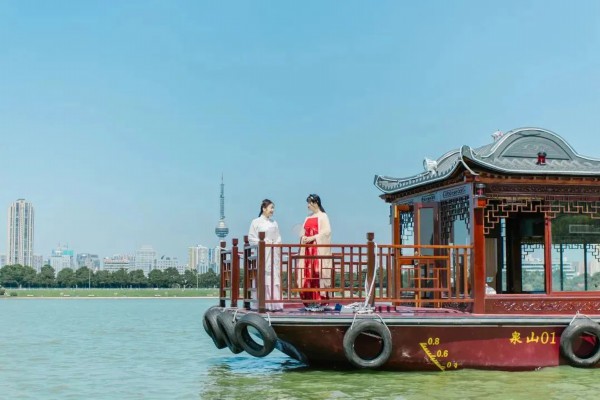 五一运河沿线旅游攻略_江苏省旅游攻略_玄武湖乘船赏景