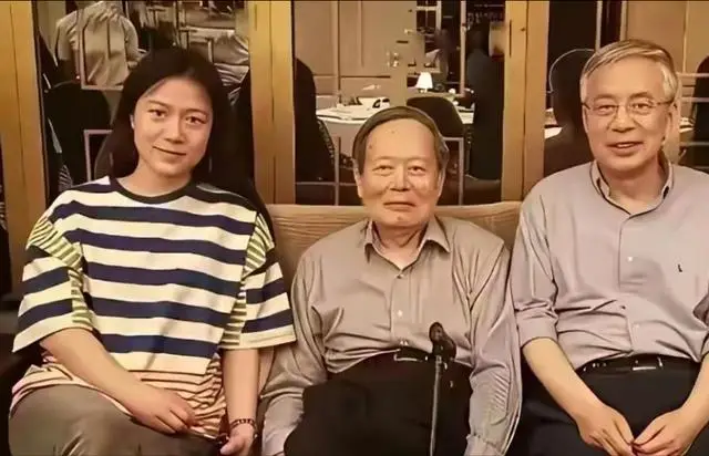杨振武家庭_杨振汉 事迹_杨振汉 传记