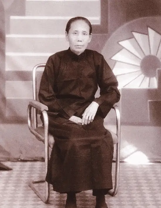 杨振德生平经历_杨振德坚韧性格_杨振武家庭