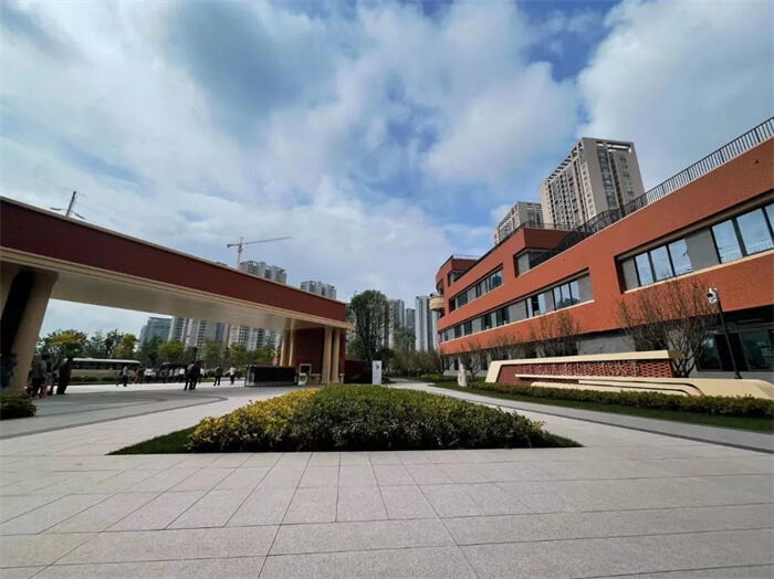考云大附中_云大附中西山学校 小学部 初中部