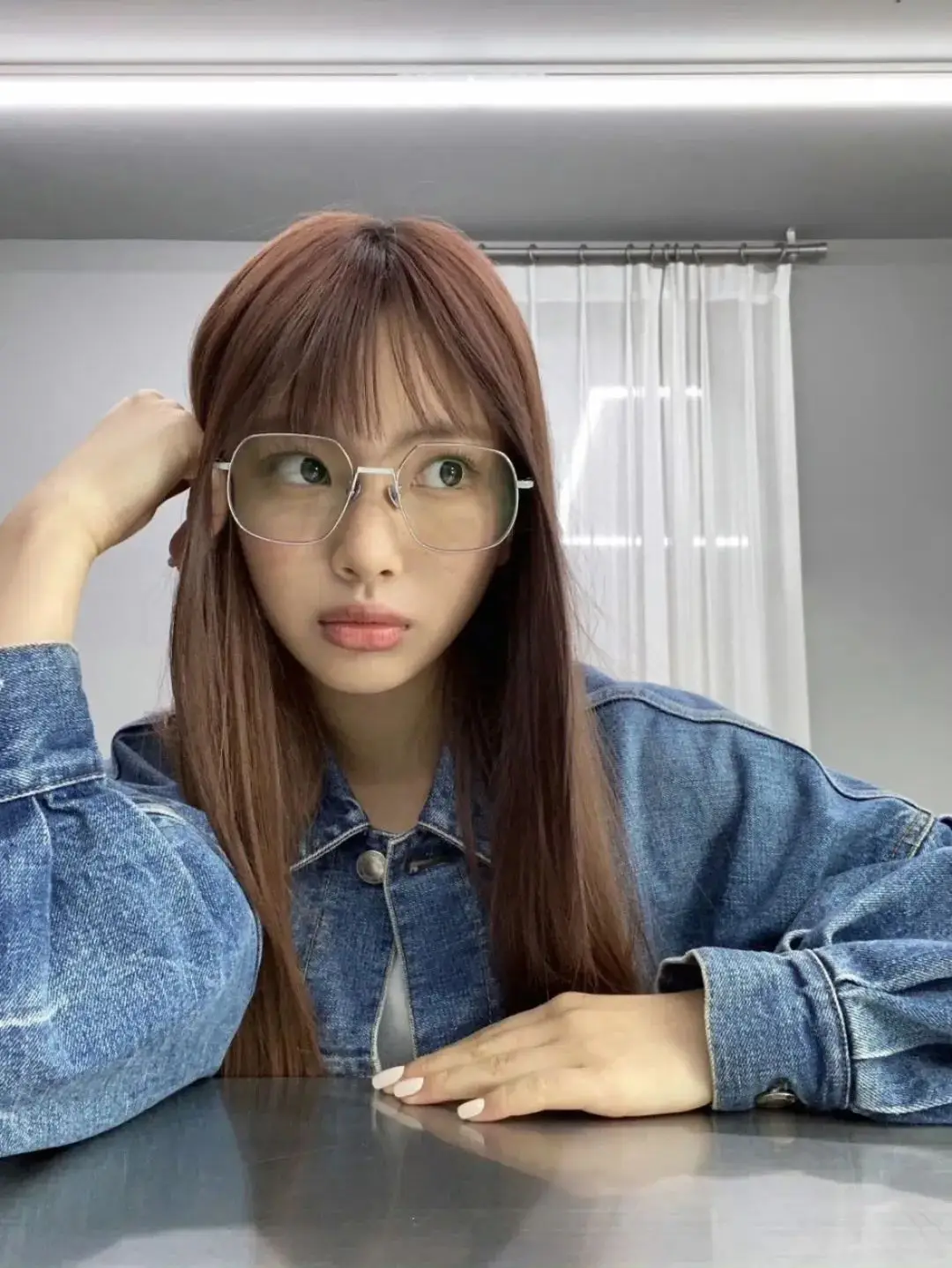 chloe眼镜图片_知识分子风眼镜_复古圆框眼镜