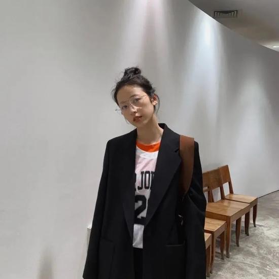 chloe眼镜图片_挑选墨镜方法_脸型与墨镜搭配