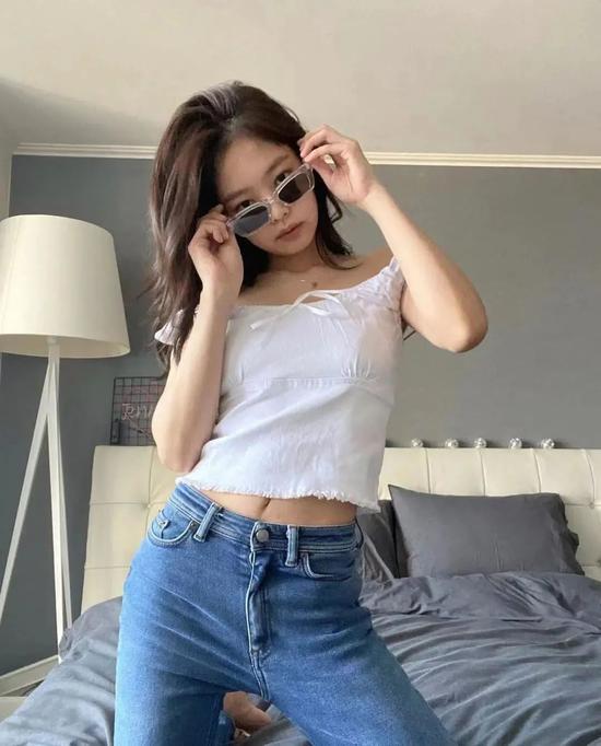 脸型与墨镜搭配_挑选墨镜方法_chloe眼镜图片