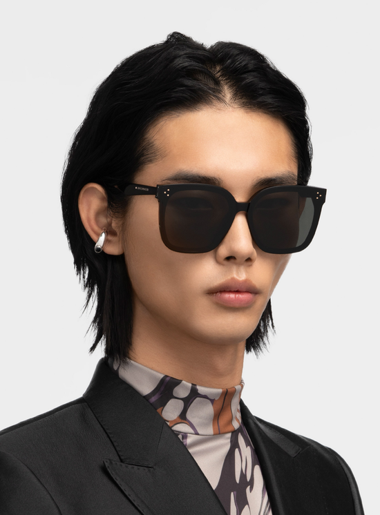 chloe眼镜图片_挑选墨镜方法_脸型与墨镜搭配