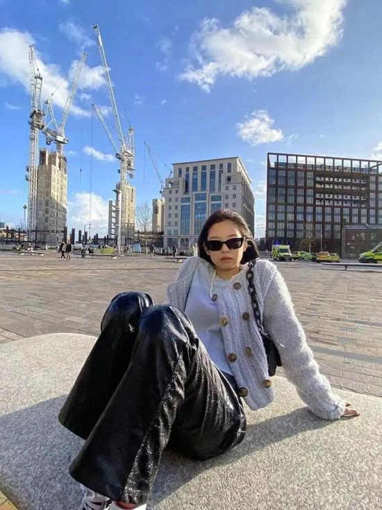 脸型与墨镜搭配_chloe眼镜图片_挑选墨镜方法