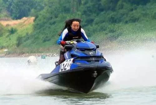隆安绿水江漂流_南宁到龙虎山_南宁旅游攻略