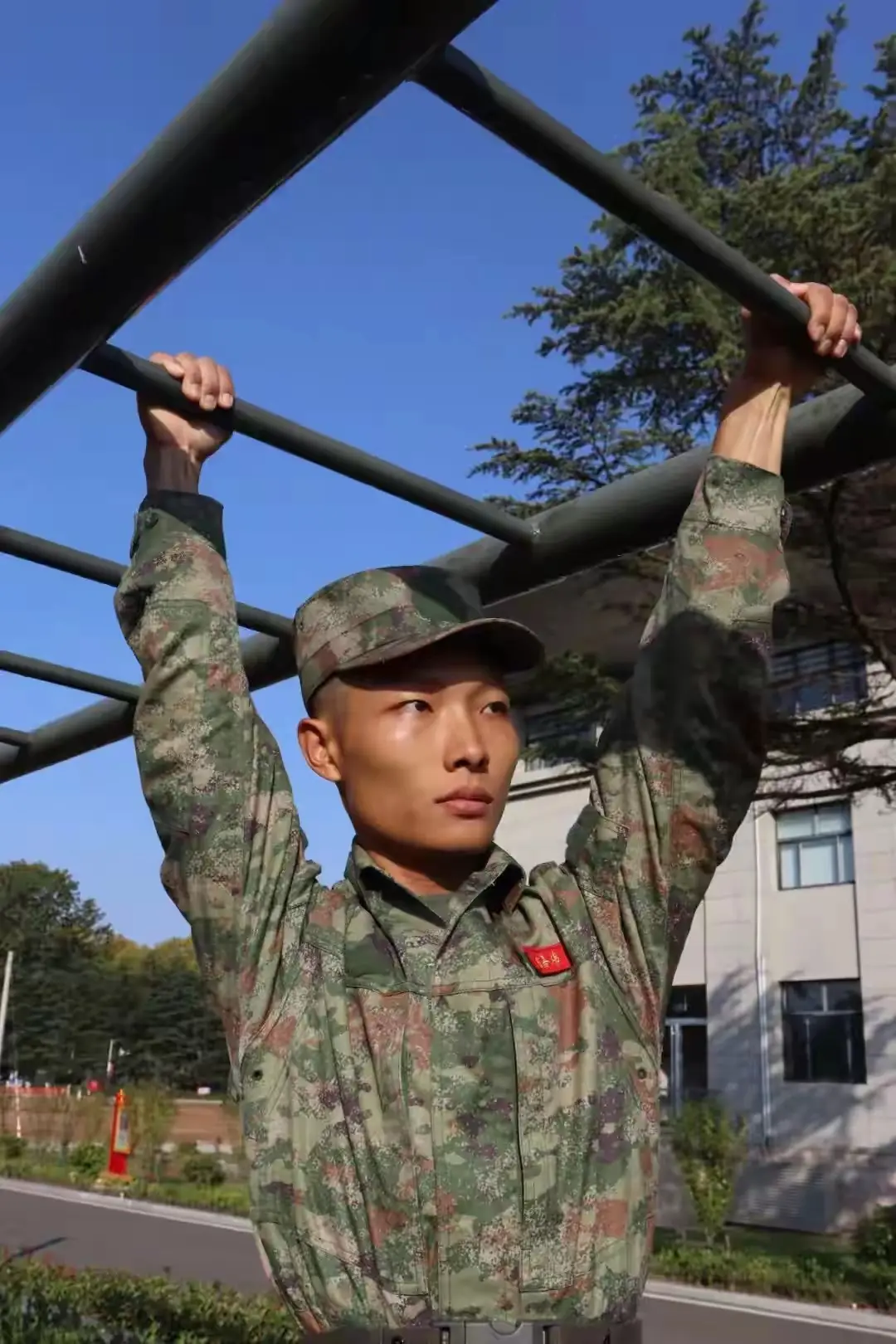 大一在校生参军_现在当兵有什么要求_大学毕业再参军