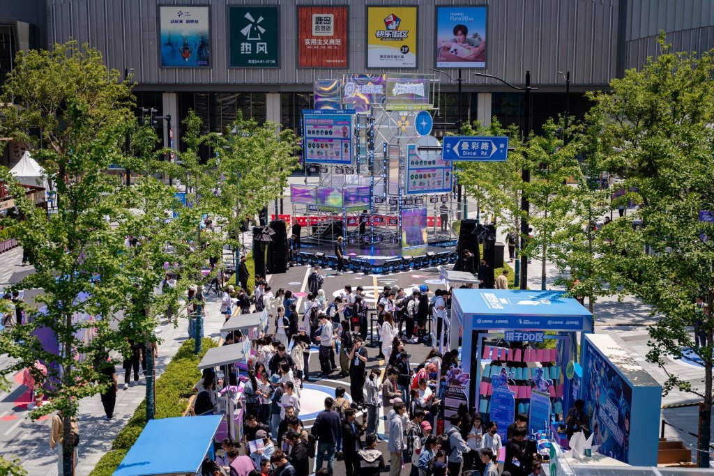 上海一江一河宠物赏花游船_上海次元友好街区升级_上海2026跨年灯光秀