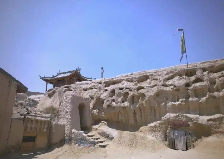 西北壮美风光自驾游_郑州出发8天自驾游线路_郑州出发自驾游8天推荐