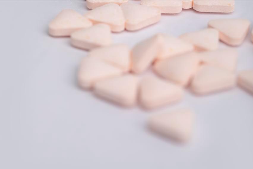 功能综合片成分剂量问题_老年人保健品虚假宣传_老年人吃什么保健品提高免疫力