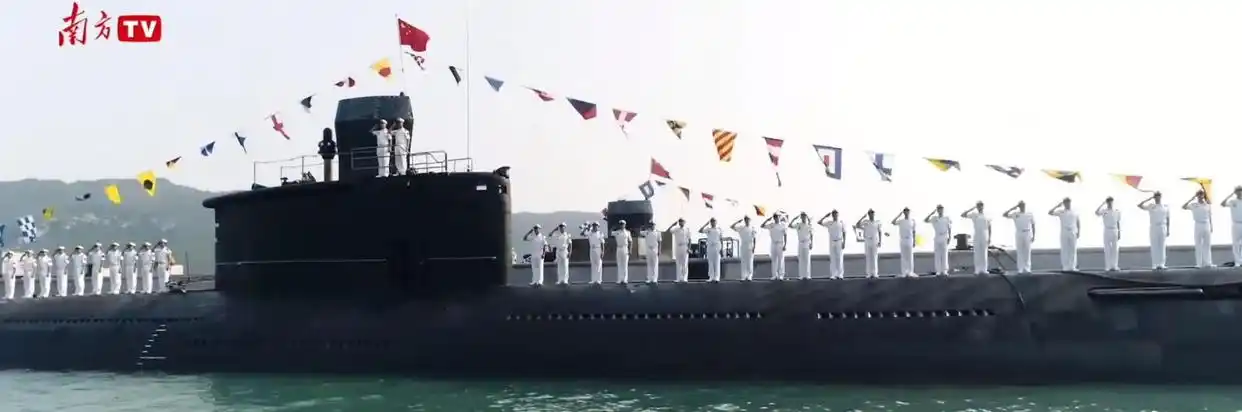 039C型潜艇技术优势_039c潜艇内部图片_039系列常规潜艇