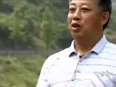 一小伙成功种植竹荪, 采摘还有要求, 通过加工, 卖180元1斤