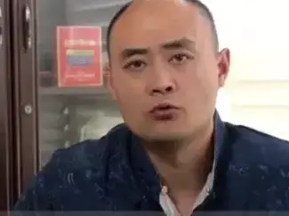 贮藏小窍门: 红薯放上一年也不会坏, 跟鲜的一模一样, 很方便