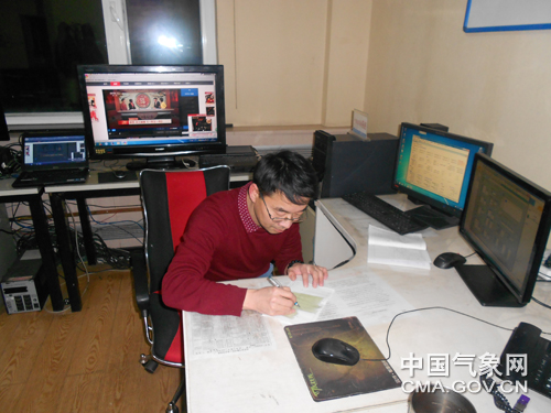 春节气象观测员坚守岗位_中国最早的气象站_春节期间气象工作者值班情况